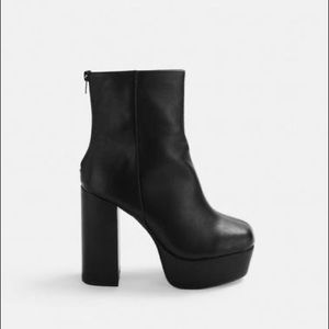Extreme platform booties